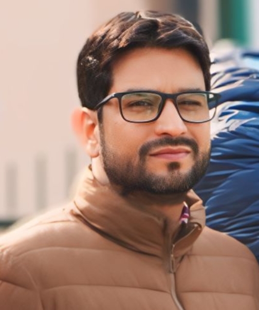 Dr. UMER JAN SOFI